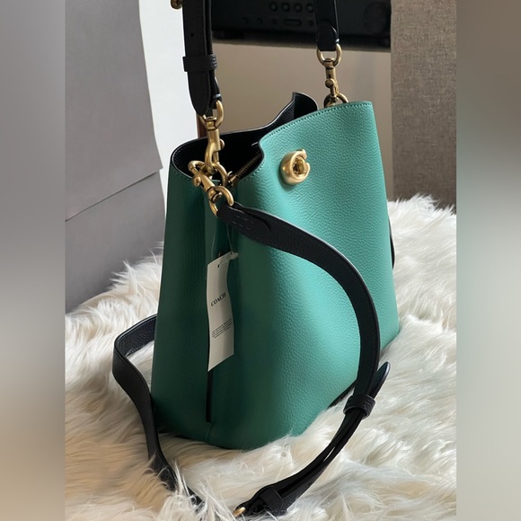 💰SOLD - C3766 - Coach Willow Bucket Bag in Colorblock - Picture 3 of 12